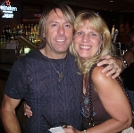 Lee Beverly of the Eddie Money Band with a Pat Benatar Fan at the Wildhorse Saloon 7/08
