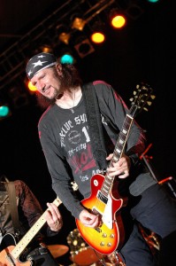 Bruce Kulick - In Concert With Grand Funk Railroad