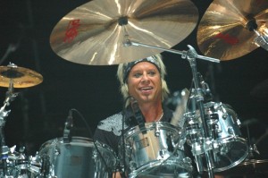 RATT - Bobby Blotzer