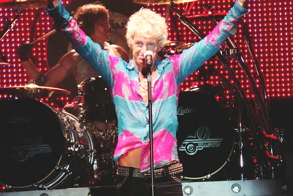 [Image: Kevin-Cronin-REO-Speedwagon.jpg]