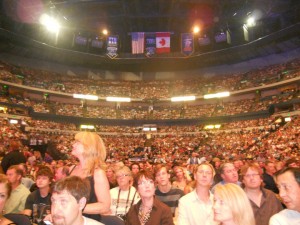 Paul McCartney - The Crowd is Ready