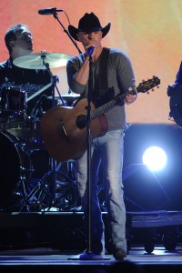 CMA Awards Show - Kenny Chesney