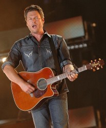 Blake Shelton - CMA Music Fest 2012 - Friday 6-8-2012