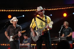 Brad Paisley with Hank Williams Jr - CMA Music Fest 2012