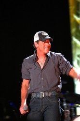 Rodney Atkins In Concert - CMA Music Festival 2012