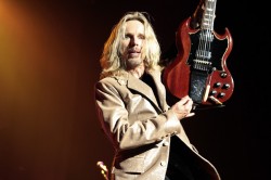 Styx In Concert - Nashville, TN - Tommy Shaw