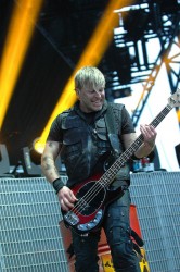 Three Days Grace In Concert