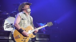 Ted Nugent In Concert - Nashville, TN Ryman Auditorium 7/28/2013