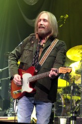 Tom Petty and The Heartbreakers In Concert - Nashville, TN 9/23/2014